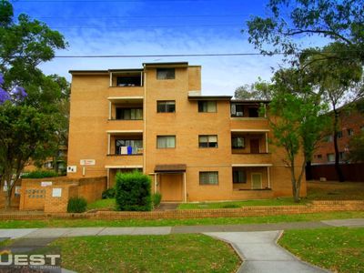 27 / 24 Sir Joseph Banks Street, Bankstown