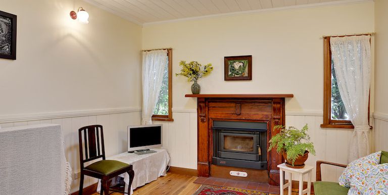 16 Main Street, Strathbogie
