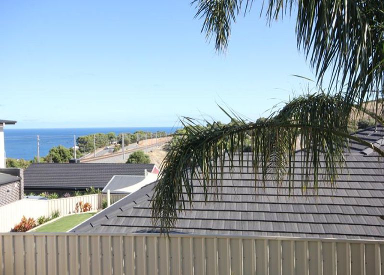 8 Cadna Street, Hallett Cove