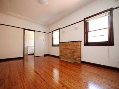 82 Monaro Avenue, Kingsgrove