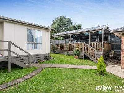 13 Inverness Close, Pakenham