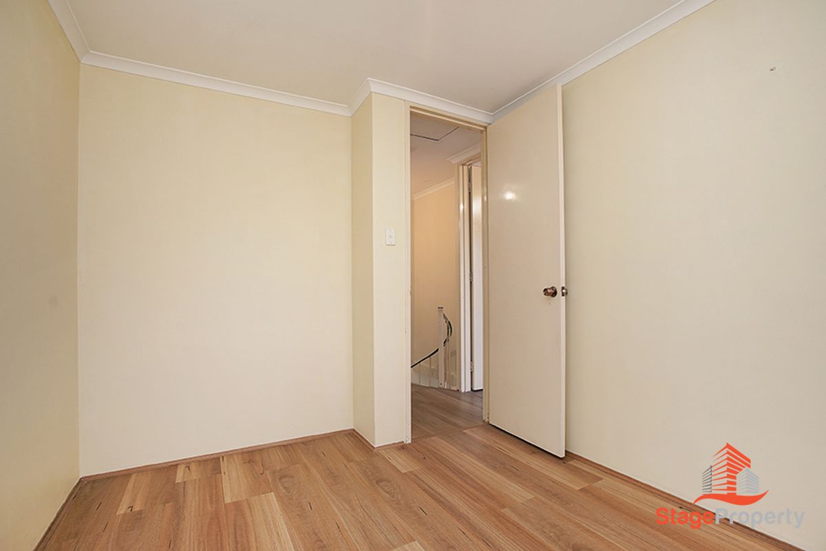 12 / 33 Farina Drive, Yokine