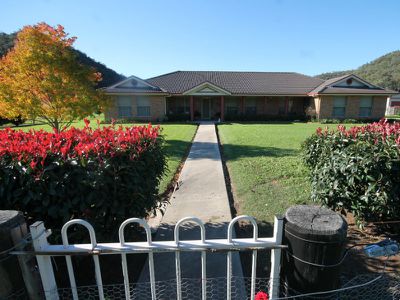 494 Giants Creek Road, Sandy Hollow