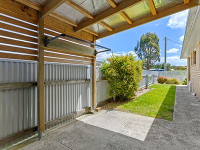 1 / 16 West Jenner Street, Wynyard