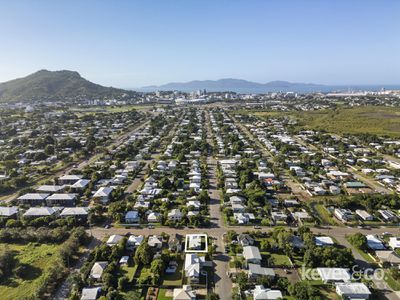 106 Tenth Avenue, Railway Estate