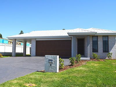 55 Champagne Drive, Dubbo