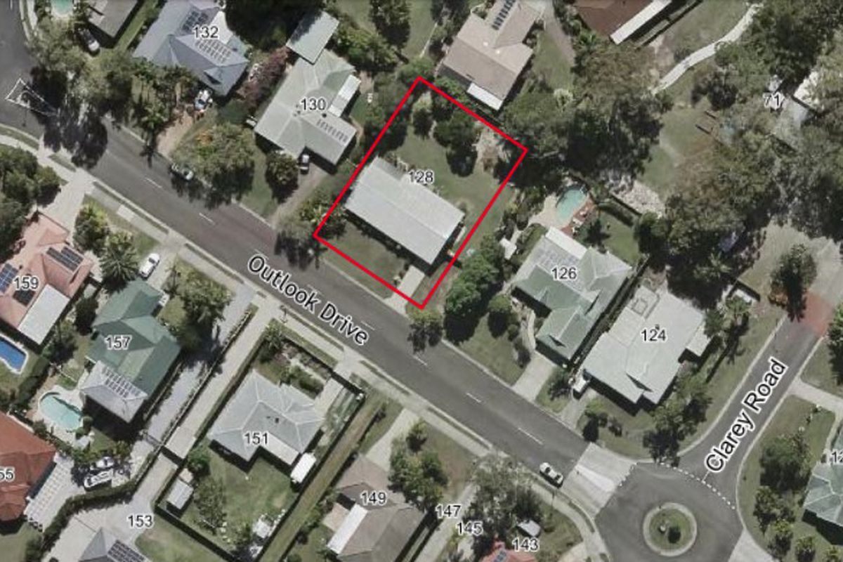 128 Outlook Drive, Tewantin