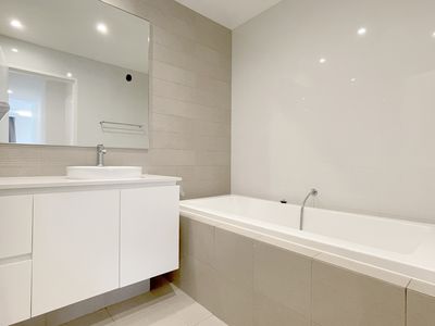 602 / 22 Scotsman Street, Forest Lodge