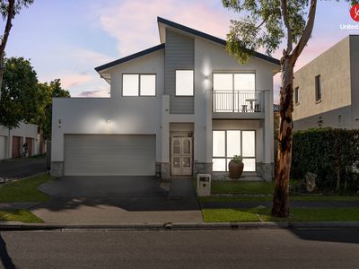 27 Burlina Circuit, Elizabeth Hills