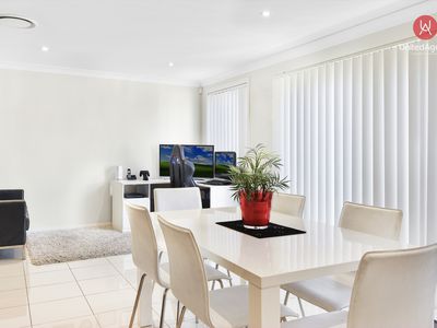 32 Onslow Gardens, Middleton Grange