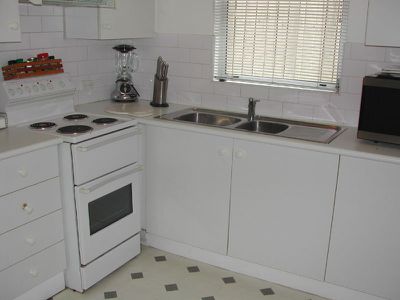 4 / 8 Kensington Road, Summer Hill