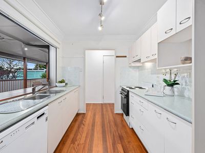 74 Hendren Street, Carina