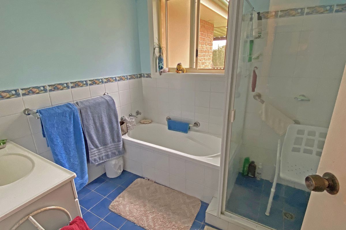 29 Gannet Crescent, Old Bar