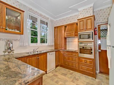 9 Marwood Drive, Beecroft