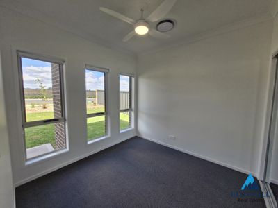 104A Springfield Drive, Lochinvar