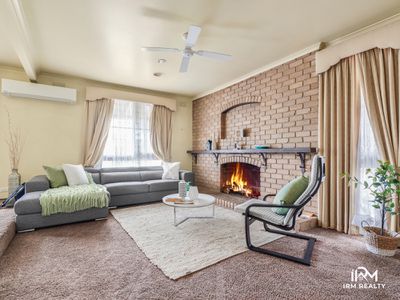 12 NICKLAUS DRIVE, Hoppers Crossing
