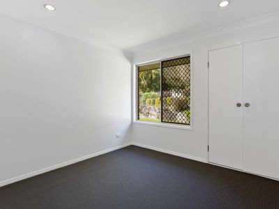 2 Wendy Court, Rochedale South