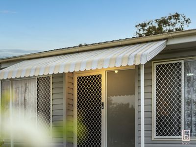 8 Canton Parade, Noraville