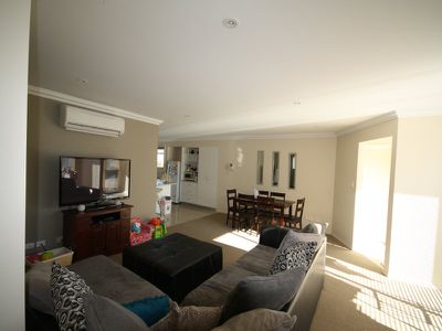 2 / 1 Moore Court, Wynyard