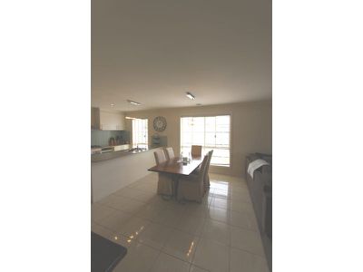 15 Benita Place, Leopold