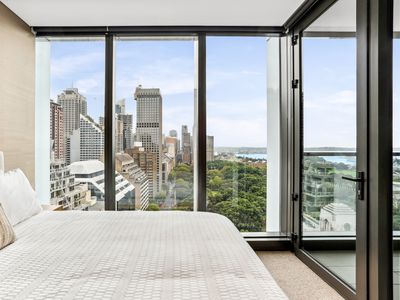 2402 / 130 Elizabeth Street, Sydney