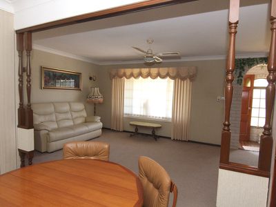 2 De Lore Crescent, Tuncurry