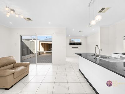 5 Gilding Lane, Dayton