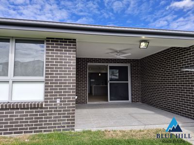 1 / 27 Crestwood Road, Thornton