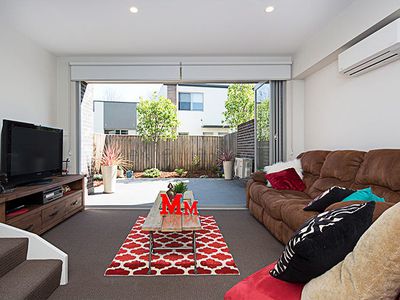 8 / 87 Antill Street, Downer