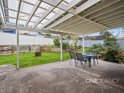 9 State Place, Albion Park