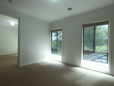 5 Normanton Place, Berwick