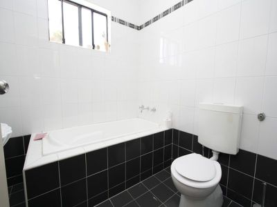 4 / 23 Guilford Road, Guildford