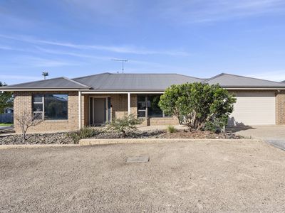 3-4 Cortona Place, Waurn Ponds