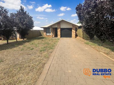 8A Thornett Place, Dubbo