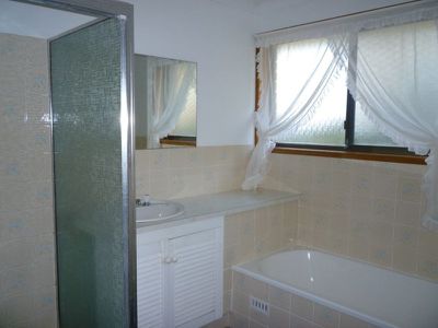 8 Wyoming Avenue, Burrill Lake