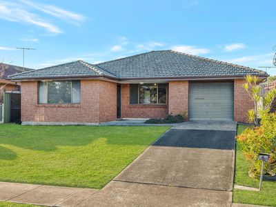 6 Woodlands Avenue, Bossley Park