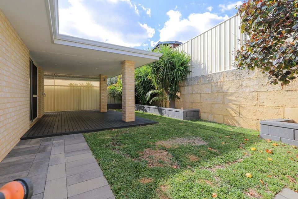 15 Yindana Blvd, Lakelands