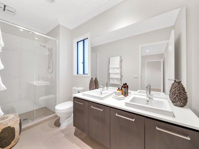 17 Shulze Drive, Clyde North