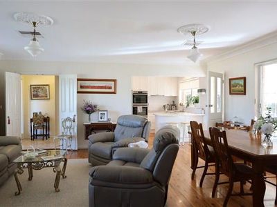 4 Bathurst  Street, Forbes