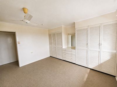 10-12 Crouch Avenue, Atherton