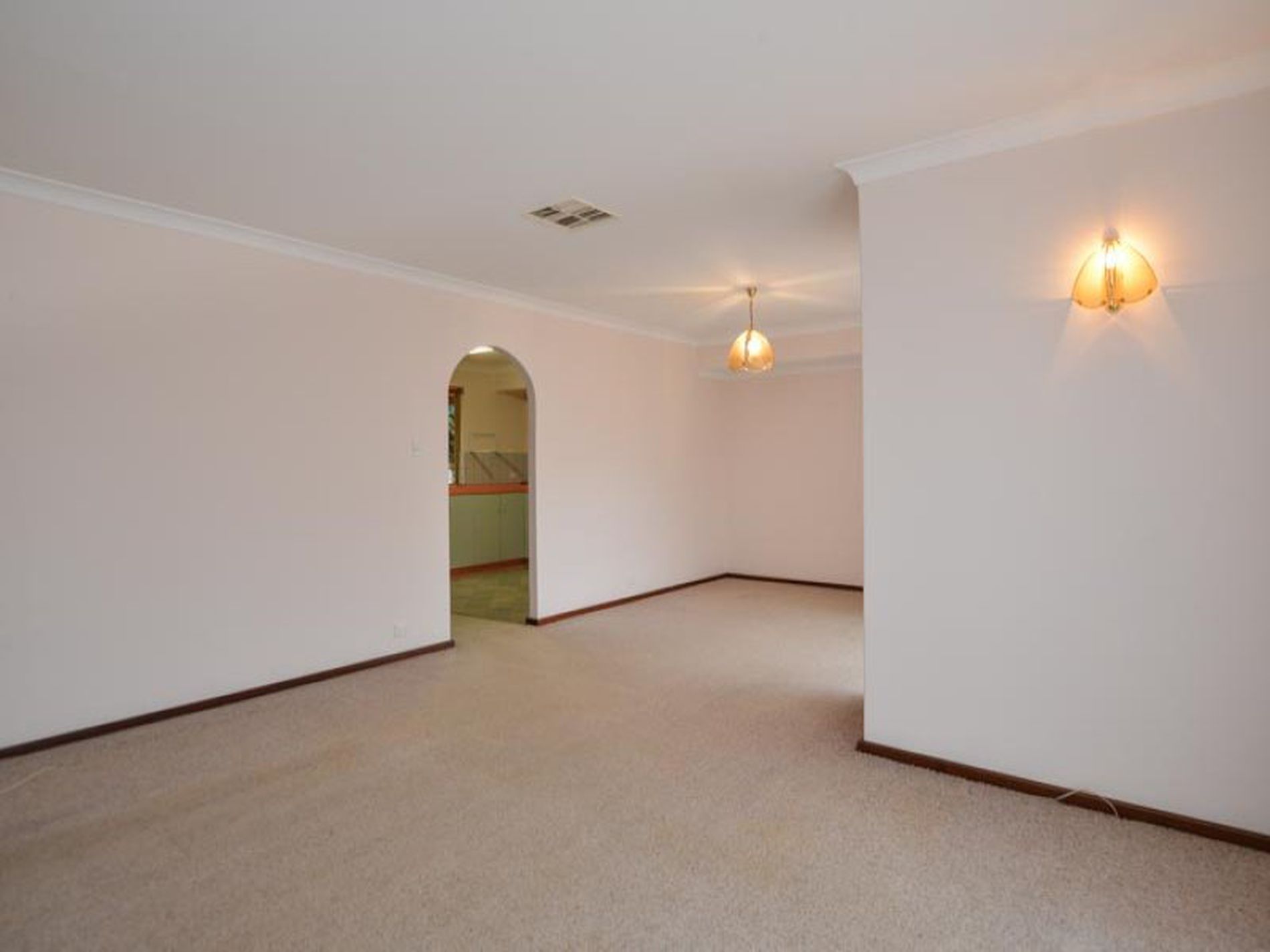 22 Downey Way, Hannans