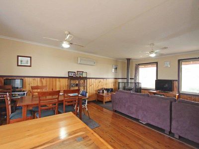 2125 Elmore-Raywood Road, Kamarooka