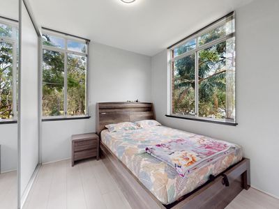 8 / 4-6 Park Avenue, Westmead