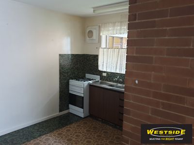 1 / 12 Marsden Crescent, St Albans
