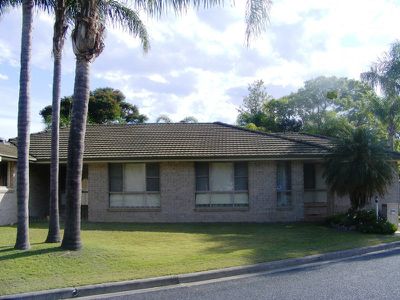 4 / 28 Strand Street, Forster