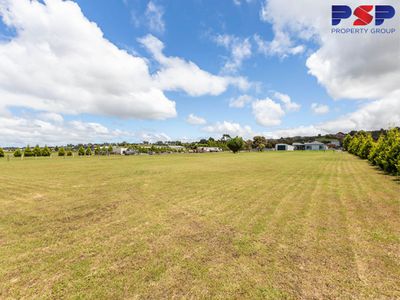 20 Viewbay Court, Lovely Banks