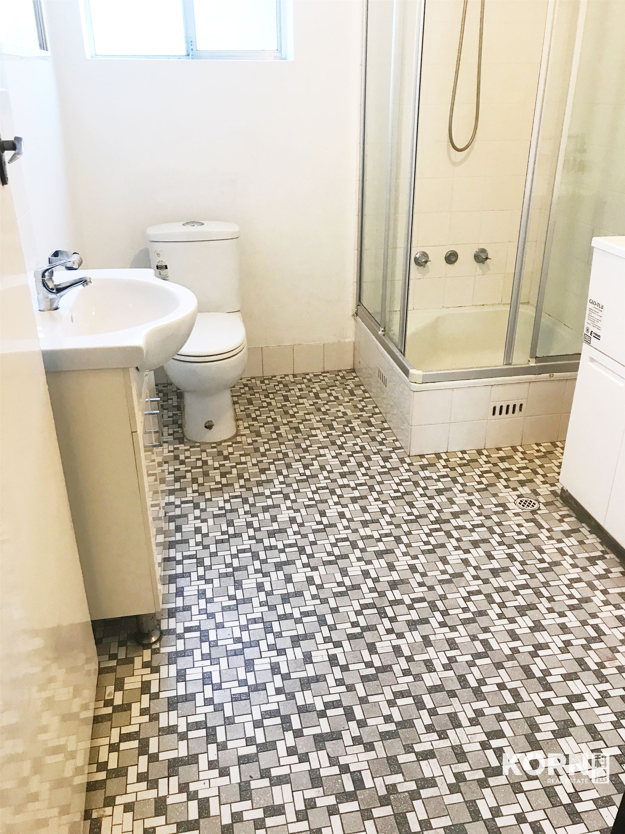 2 / 18 Burbank Ave, Bedford Park