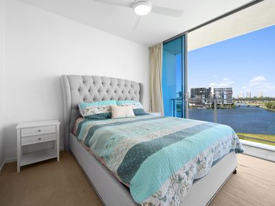 503 / 2 East Quay Drive, Biggera Waters