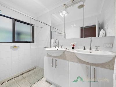 169 Simmonds Creek Road, Tawonga South
