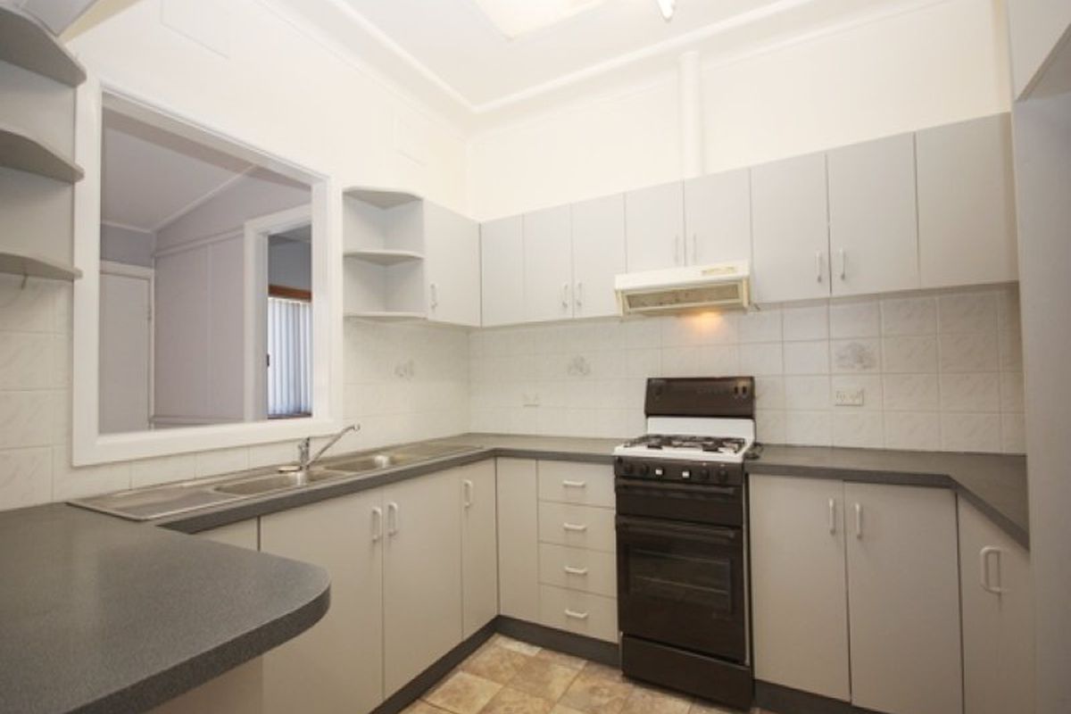 10 Wayman Place, Merrylands